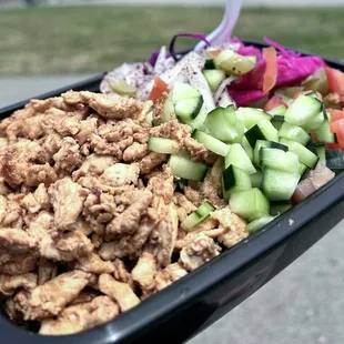 Chicken on salad (build your own bowl)
