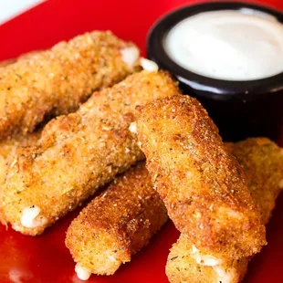 4 pieces Mozzarella stick served with our traditional TAziki sauce