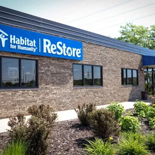 Store expanded in 2020 with a new entrance that you can see from County Road D (just off 35W exit)