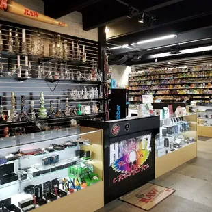 Always carrying the Best of the newest versions of dry and wax vapes for the Creatures of Habitz!!!