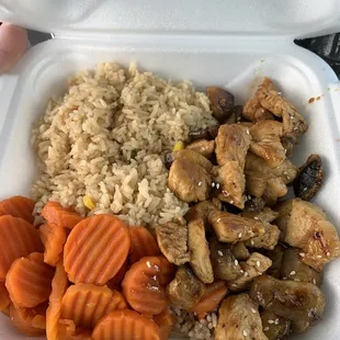 Hibachi Chicken 3/5 stars, meat is a bit dry.