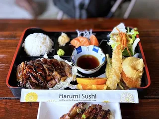 Omee.J Fusion Sushi Bar & Grill