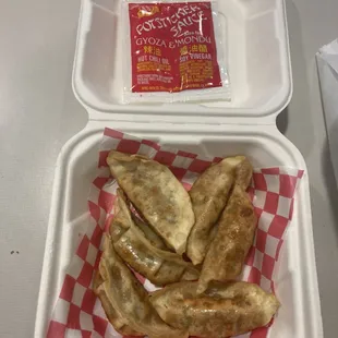 Gyoza