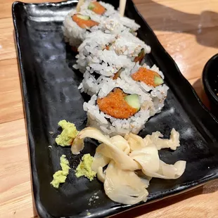 Spicy tuna roll