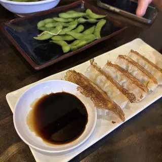 Gyoza (6)