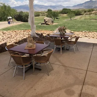 Del Lago patio setting before evening meal
