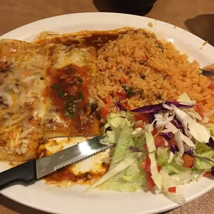 The food is delicious and we get free entertainment