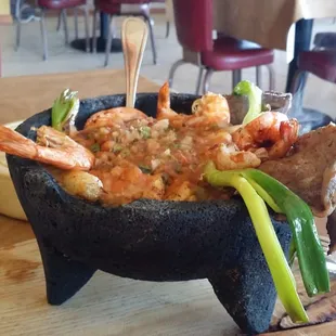 Molcajete Trío sizzling hot