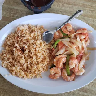 Was in the LA area &amp; stopped by Hacienda Granados , it was hands down one of the best Mexican restaurants I&apos;ve had. 5 stars for sure !