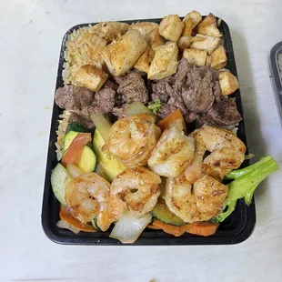 Ny steak Chicken &amp; Shrimp deluxe plate
