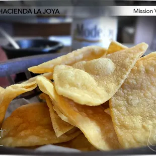 Chips - Freshly made; very good.