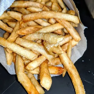 Bomb ass crispy french fries ! Huge for only $2.99!