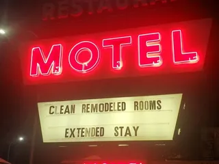 Royal Host Motel