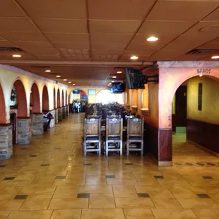 Main dining area, before the lunch rush on a Friday.