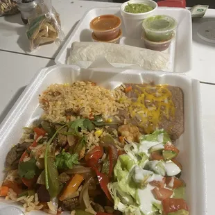 Mixed Hacienda&apos;s Fajita Plate