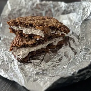 Oatmeal cream pie