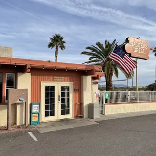 Hacker's Grill entrance