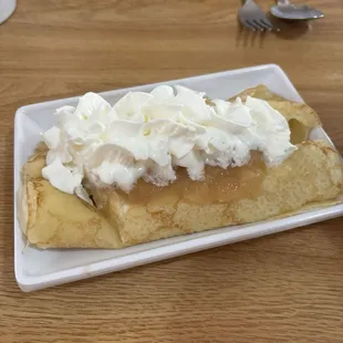 Couldn't wait to try the apple cinnamon crepes. Delicious!!