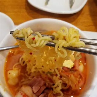 Budae Jjigae (Korean Army Soup)