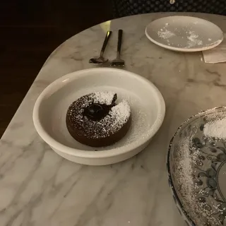 Warm Flourless Chocolate Cake