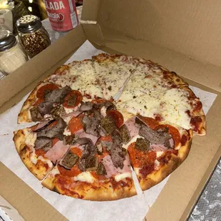 Meat Lovers/Cheese pizza