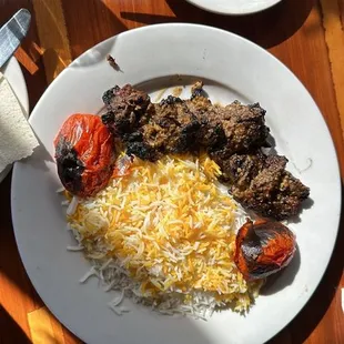 Kabab, zeyton parvarde, mast moosir