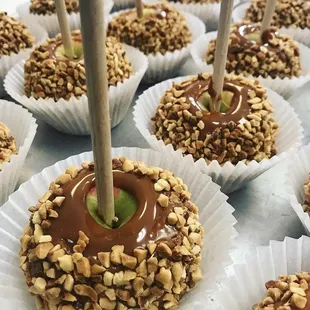 Honeycrisp Caramel Apples