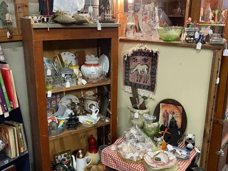 Fleas-An-Tiques