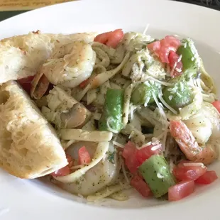 Shrimp fettuccine! Lots of shrimp, delicious!