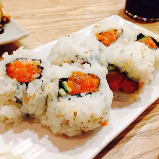Spicy Salmon Roll