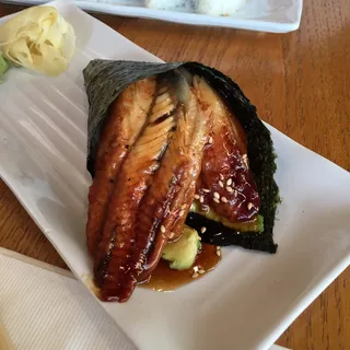 Unagi Hand Roll