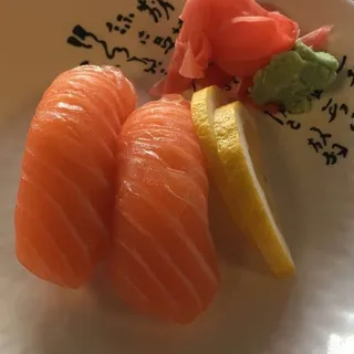 Salmon Nigiri