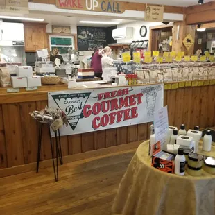 This is the Counter you see as you enter the establishment. The girls in the background are ready To serve you