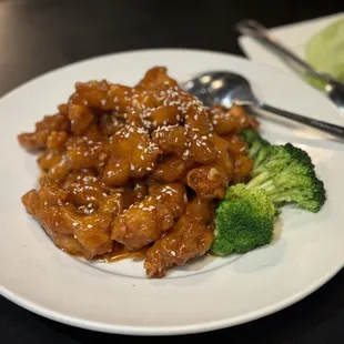 M7. Sesame Chicken