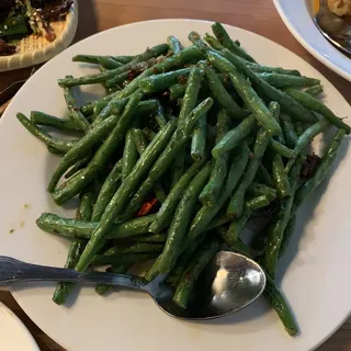 V3. Dry-Fried String Beans