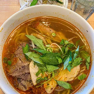 Bun bo hue