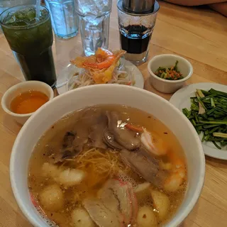Mi Nam Vang