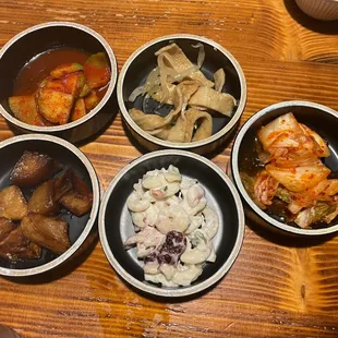 5 banchan