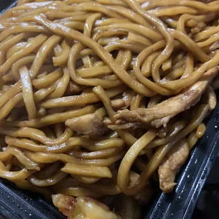 Shrimp and chicken Lo main