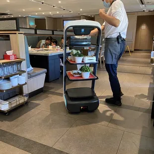 Robot server