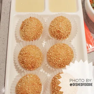 Fried Sesame Balls with Condensed Milk