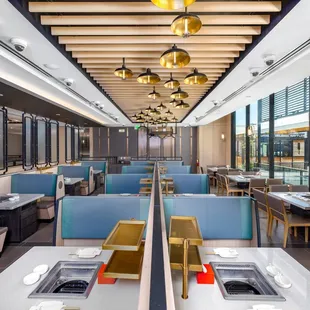 sushi and sashimi, interior