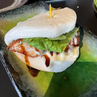 Steamed Fried Chicken Bun