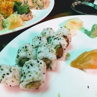 Salmon Avocado Roll
