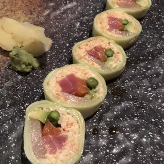 Geisha Kiss Roll Special