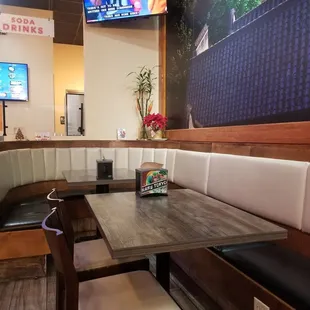 sushi and sashimi, interior