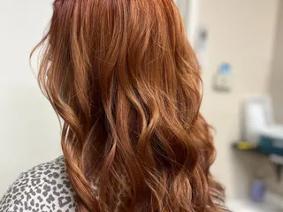 Divine Salon & Barber 