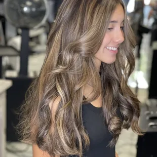 Laurahairstylist 916-676-5646