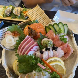Deluxe Sashimi