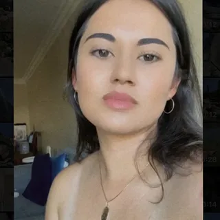 Kamilla A.